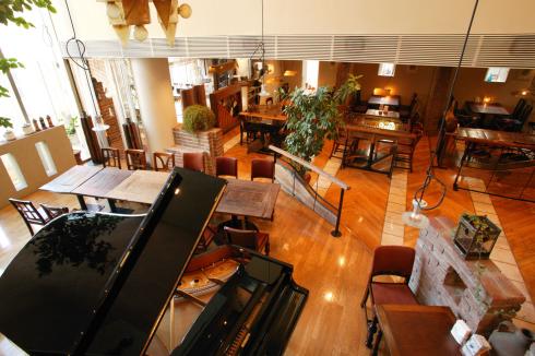 「CAFE RESTAURANT JARAN JARAN」異文化融合の小さな地球をテーマに無国籍料理と食空間をご提供